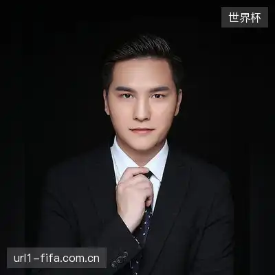 罗佳怡